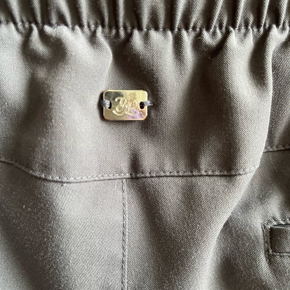 Grey’s Anatomy  Active scrub top and Grey’s Anatomy signature bottoms - Picture 6 of 7